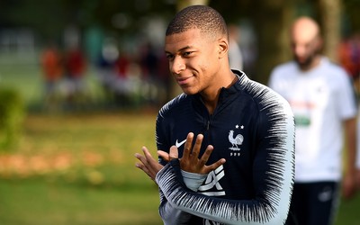 DP体育快讯-伊尼戈·马丁内斯这脚凌空解围太潇洒