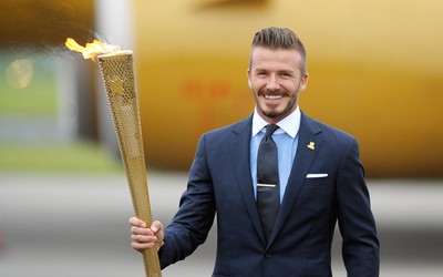 DP体育独家-迪亚斯与对方前锋爆冲突